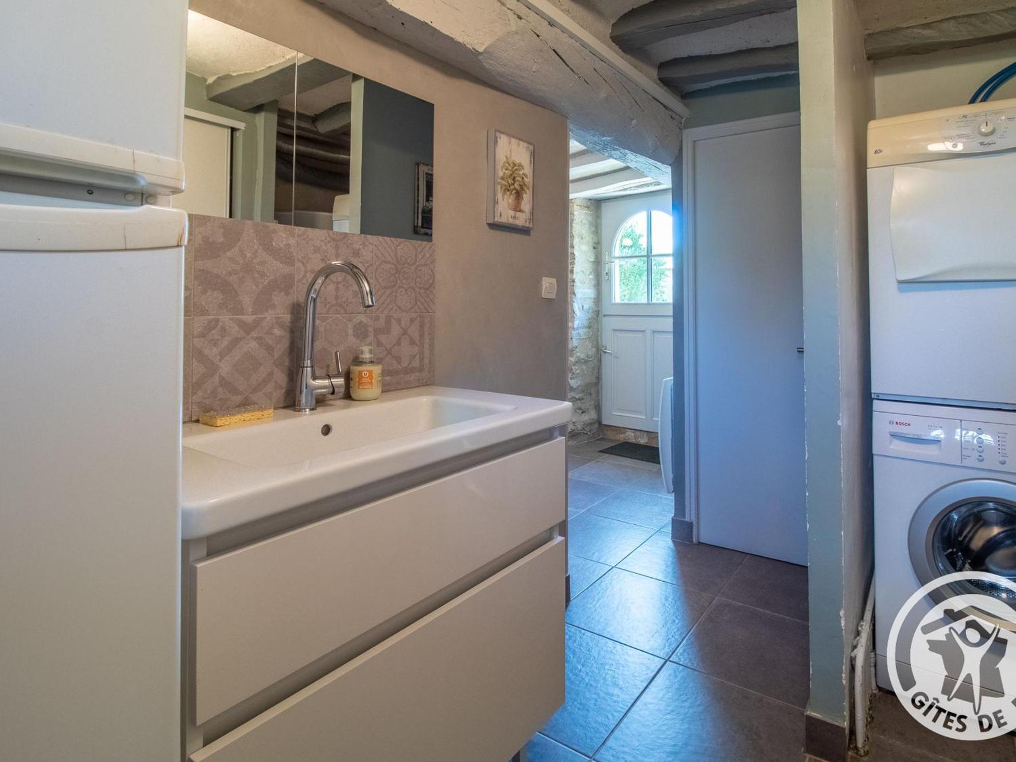 Gite Charmant Avec Jardin, Proche Activites Nautiques - Fr-1-622-75 Morannes sur Sarthe-Daumeray Esterno foto